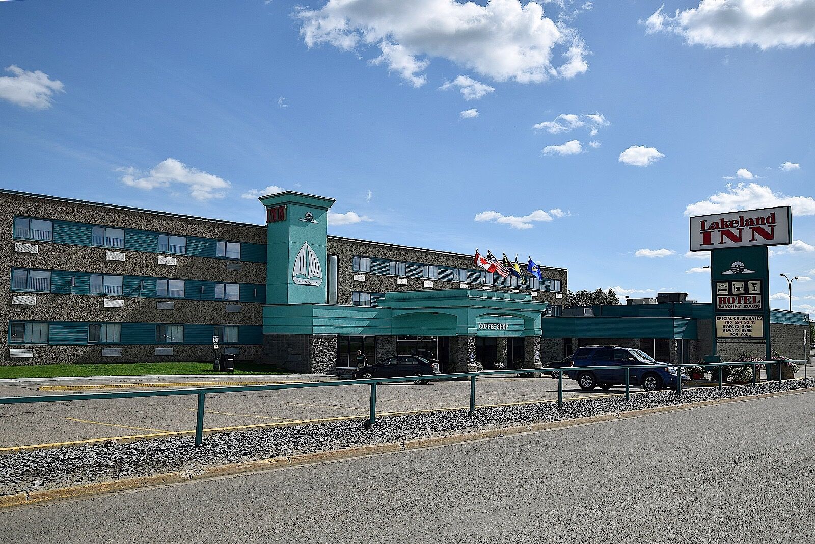 Lakeland Inn Hotel Cold Lake Extérieur photo